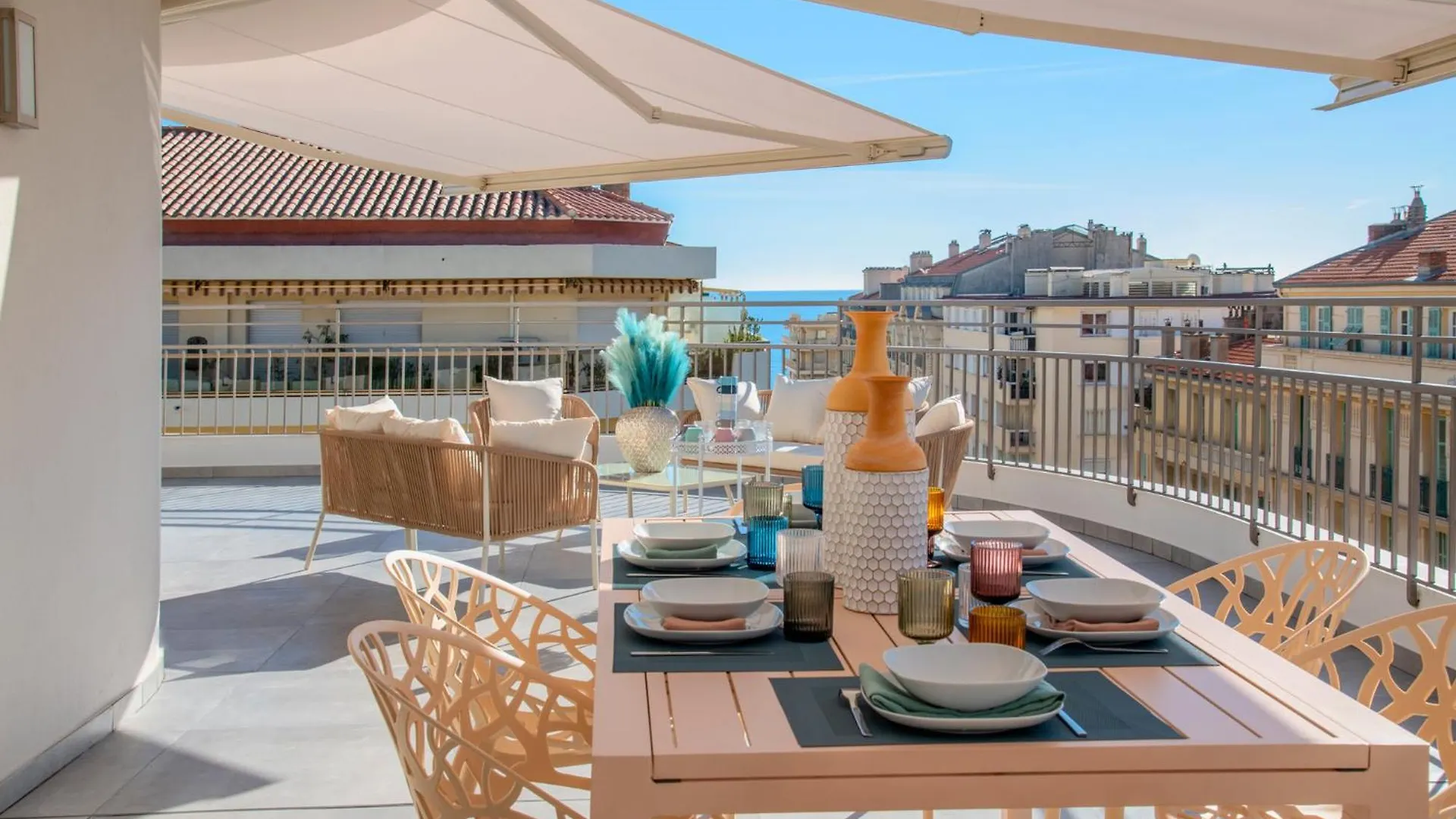 Residence Hoteliere Chambord Au Coeur De Menton - Entierement Renovee Lejlighedshotel