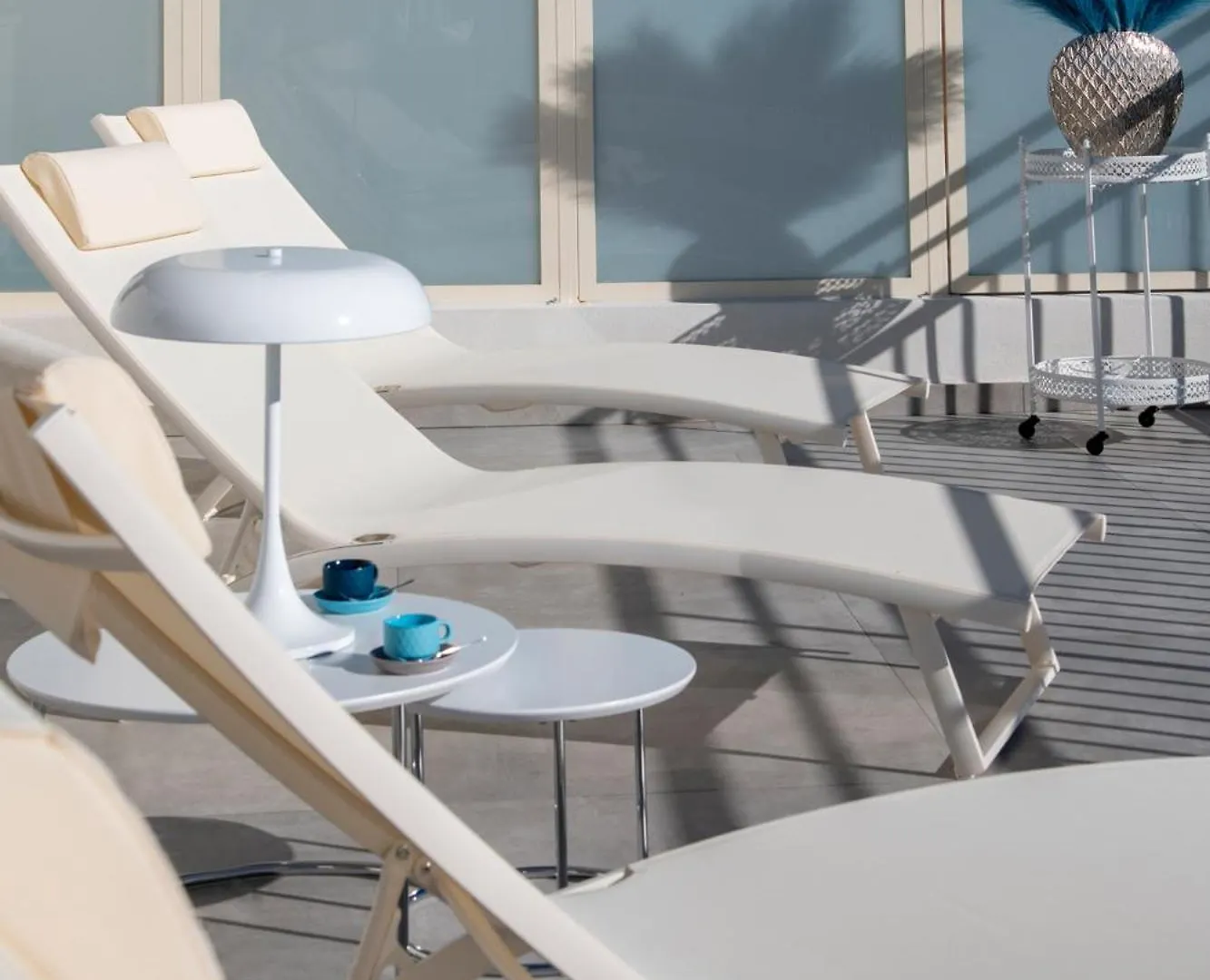Residence Hoteliere Chambord Au Coeur De Menton - Entierement Renovee