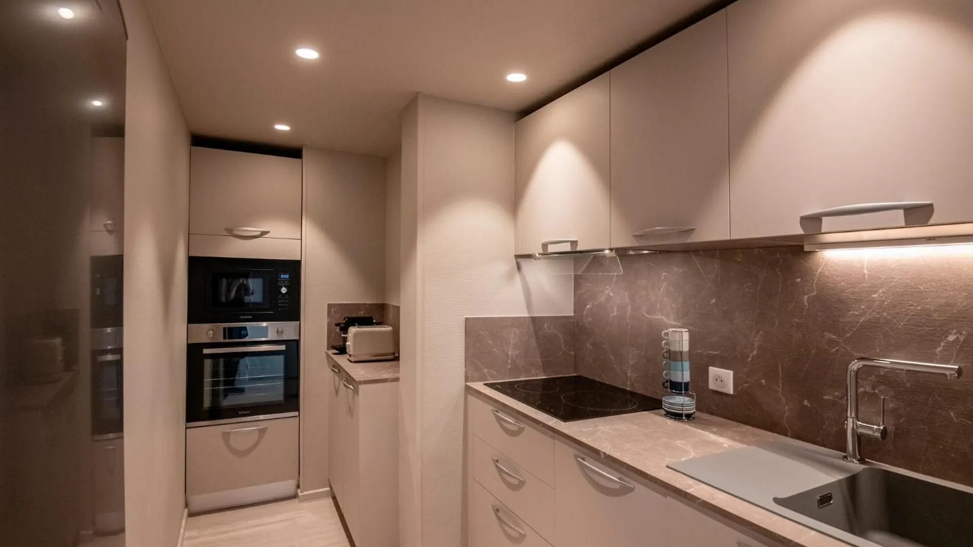 Residence Hoteliere Chambord Au Coeur De Menton - Entierement Renovee Ξενοδοχείο με διαμερίσματα